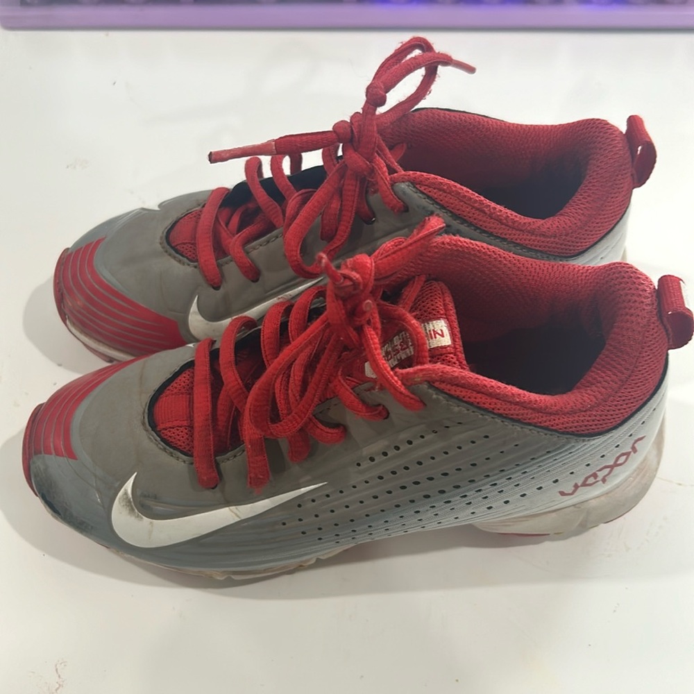 Nik-Vapor Red White Sports Cleats Low Top Lace Up Little Kids‎ Size 13C